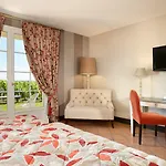 Chateau Grand Barrail Hotel 5*