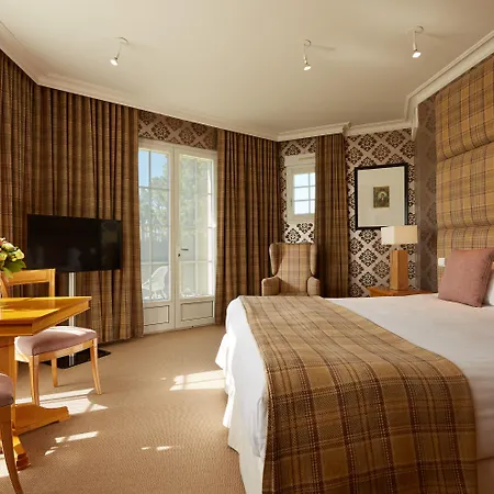 Hotel Château Grand Barrail 5*