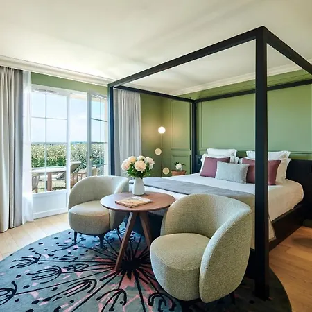 Château Grand Barrail 5*