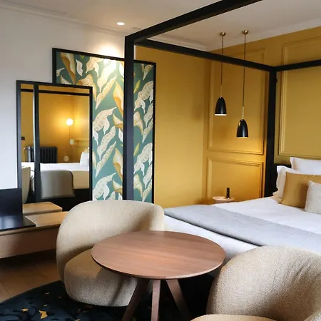 Château Grand Barrail Hotel