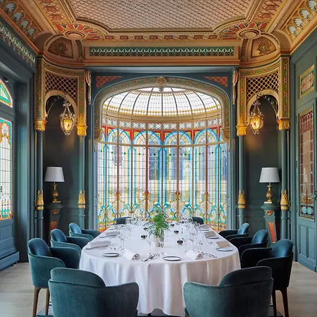 Отель Chateau Grand Barrail Сент-Эмильон