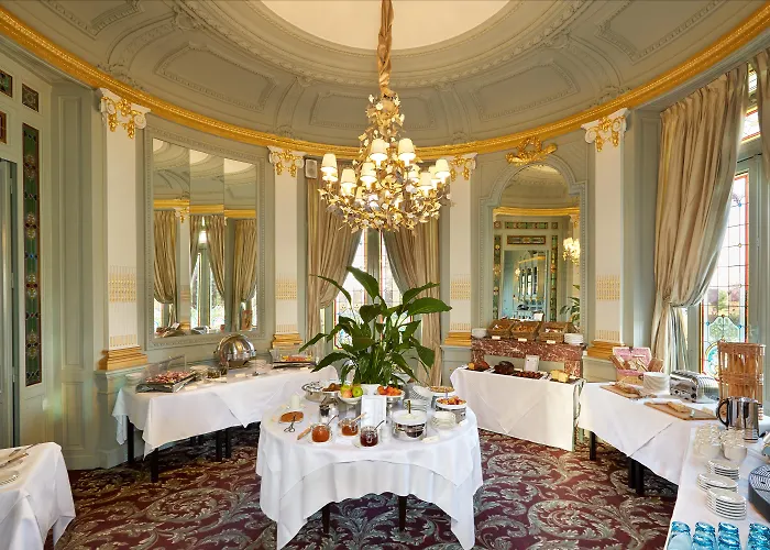 Château Grand Barrail Hotel