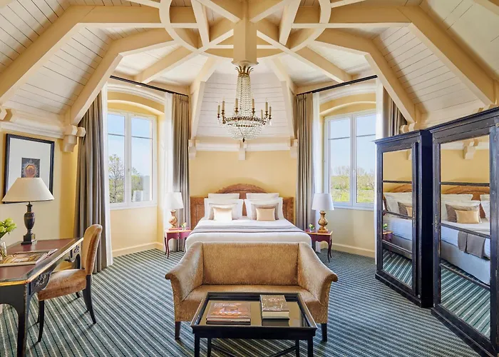 Château Grand Barrail 5*