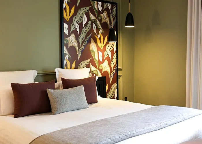 Château Grand Barrail 5*