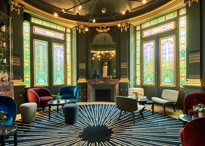 Château Grand Barrail Hotel