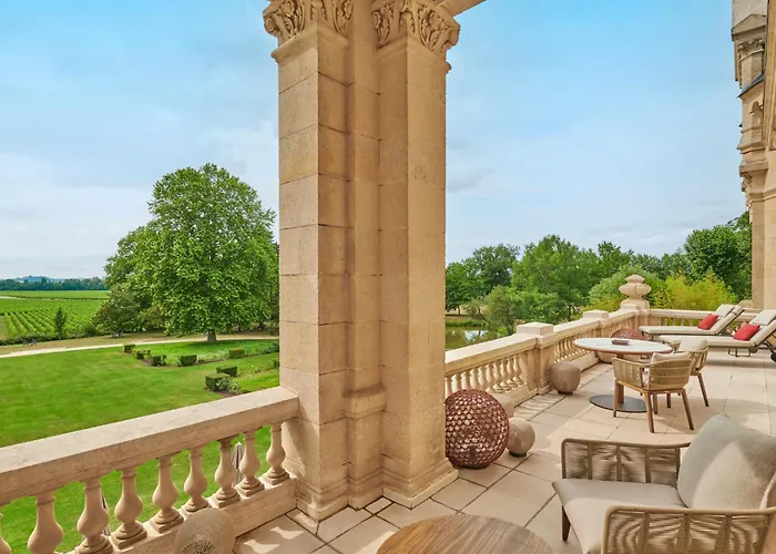Château Grand Barrail 5*