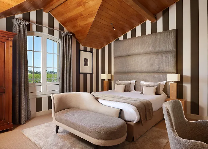 Château Grand Barrail 5*